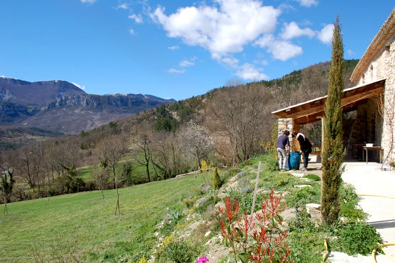 Stages retraites de yoga en Provence